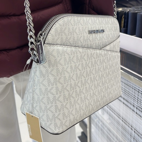 Michael Kors Jet Set Travel Medium Signature Logo Dome Crossbody Satchel Bag
NWT - Picture 11 of 16